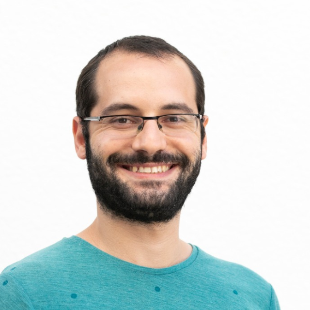 מתן פלום מתן פלום